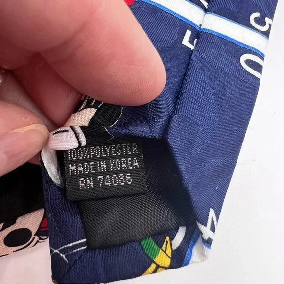 Disney Mickey Unlimited Neck Tie Football Mickey Mouse Goofy Length 58” Width 4” - Picture 3 of 5